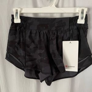 Hotty Hot Short 2.5”